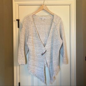 Curio Cream/Beige colored cardigan sweater